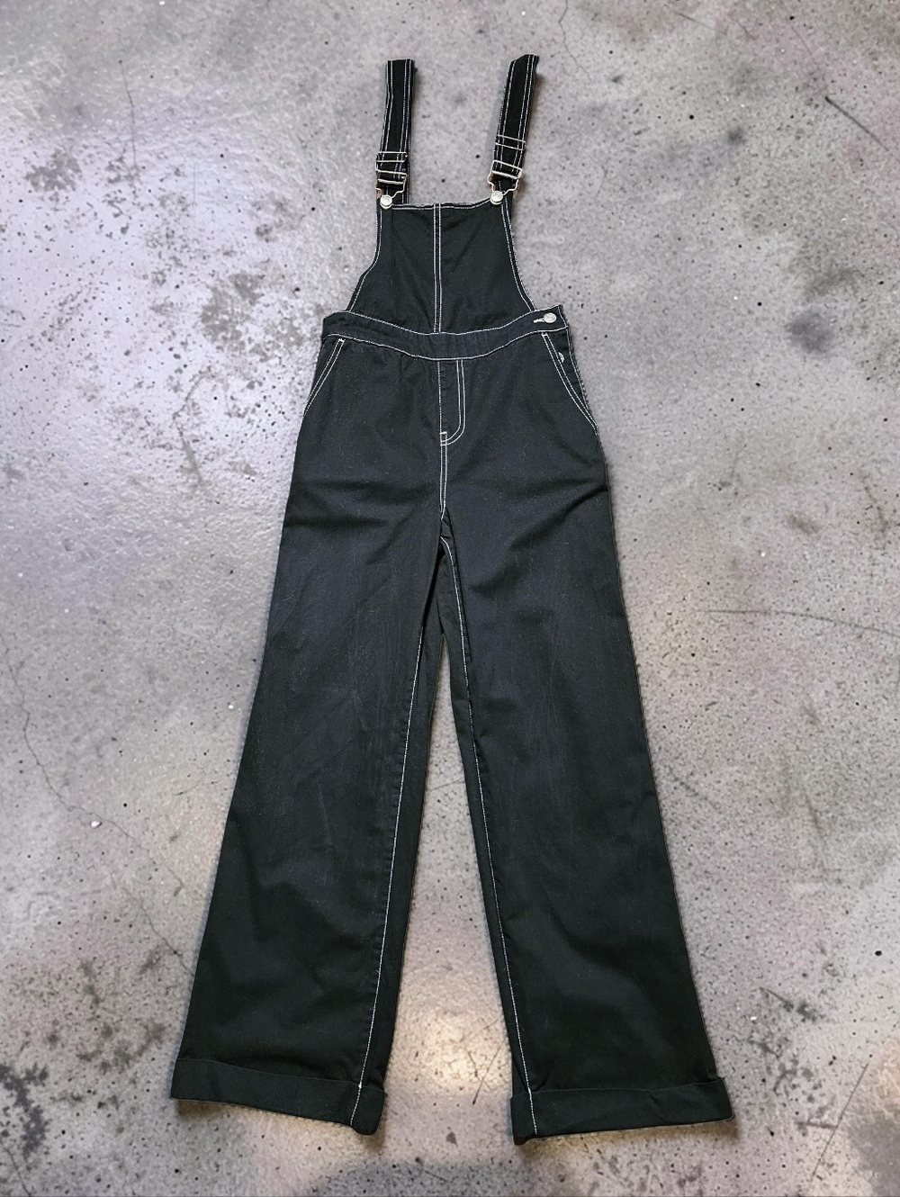 FOREVER 21 Black Wide-Leg Denim Jumpsuit Overalls. Size XS. Excellent Condition!